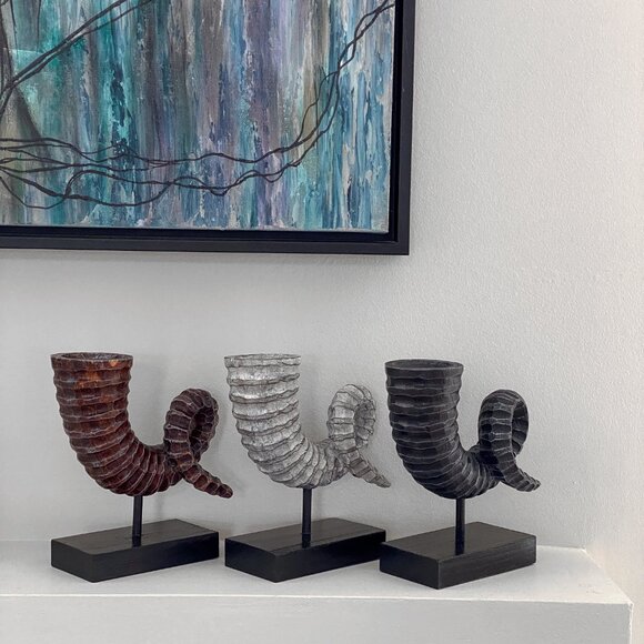 Handmade Black Wooden Spiral Horn - Viking / Skyrim Style - Picture 6 of 9